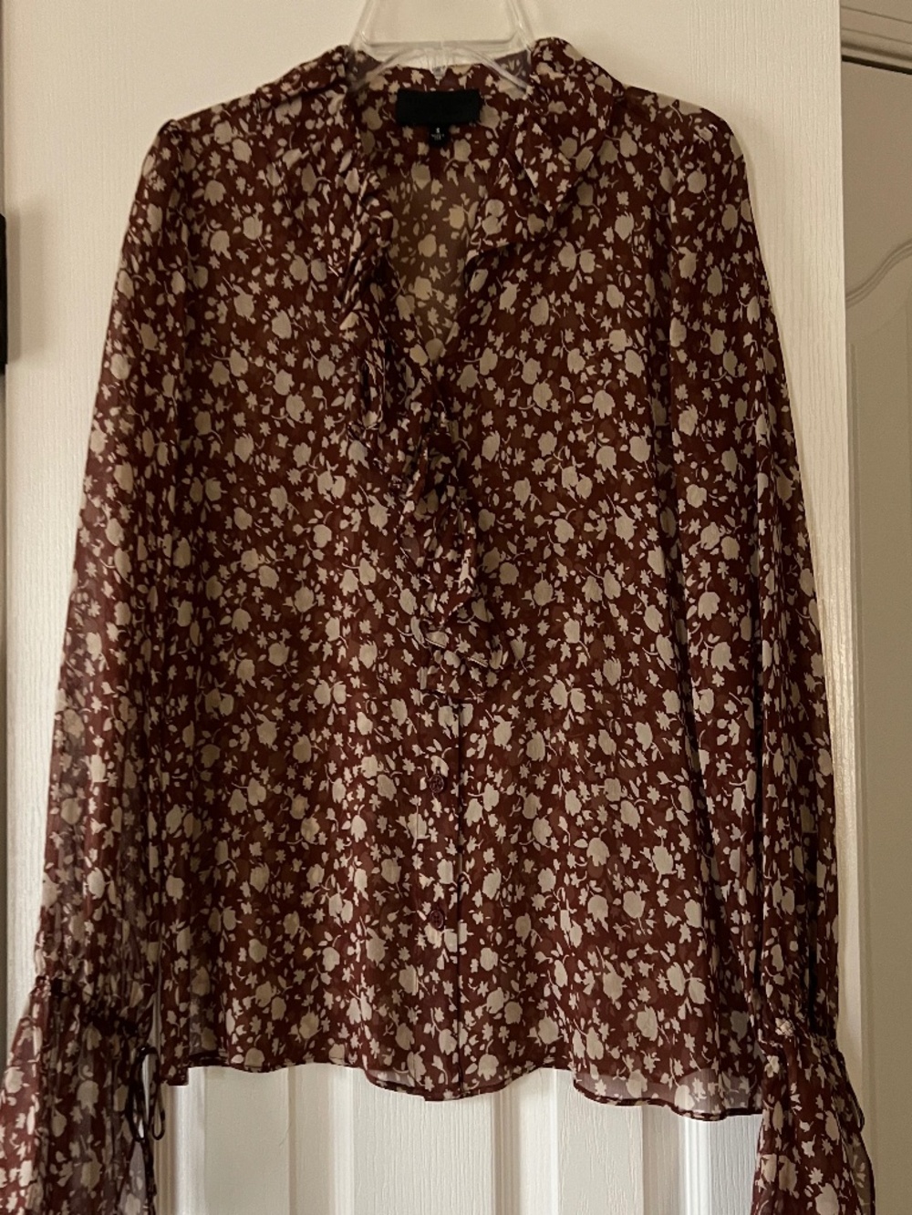 Nili Lotan Cecily Floral Silk Blouse with Ruffle collar/neck and sleeves Small